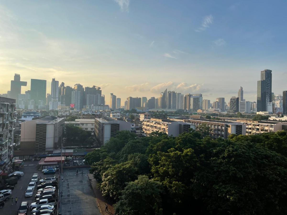 Apartment A4 Dindaeng Bangkok Exteriör bild